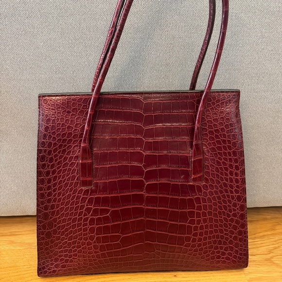 Authentic Prada Crocodile Burgundy Shoulder Bag, in Perfect Condition - Picture 3 of 13